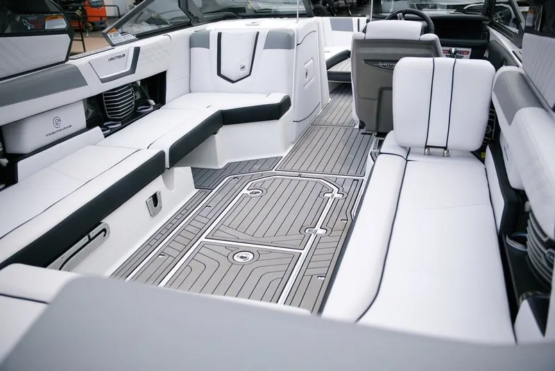 Slide: The Image of Nautique Super Air Nautique G25 2019 - 10