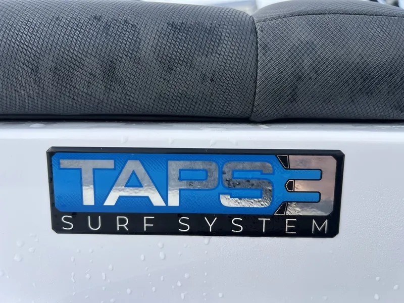 Slide: The Image of Tigé R23 2018 - 15