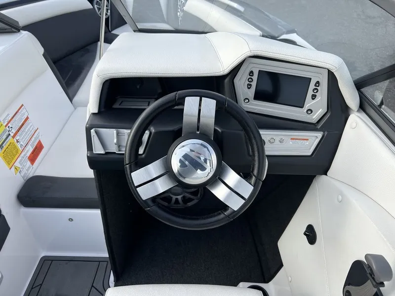 Slide: The Image of Tigé R23 2018 - 9