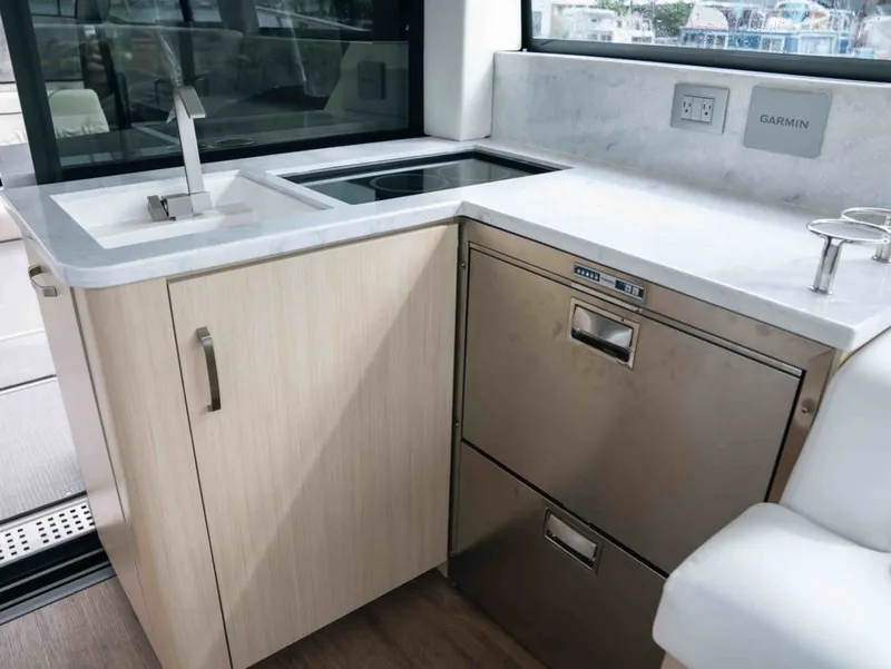 Slide: The Image of Regal 38 Grande Coupe 2026 - 18