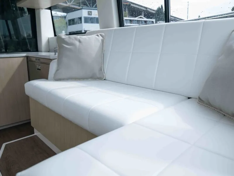 Slide: The Image of Regal 38 Grande Coupe 2026 - 23