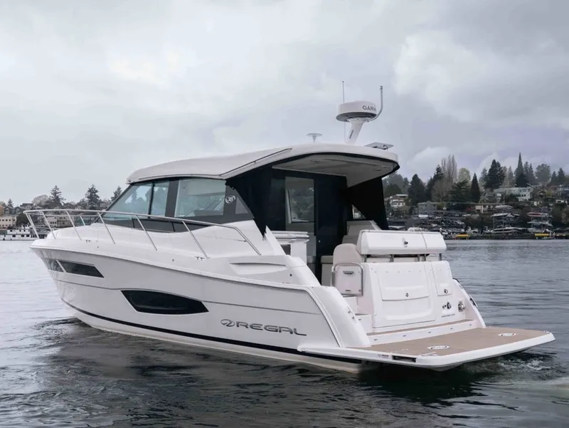 Slide: The Image of Regal 38 Grande Coupe 2026 - 6