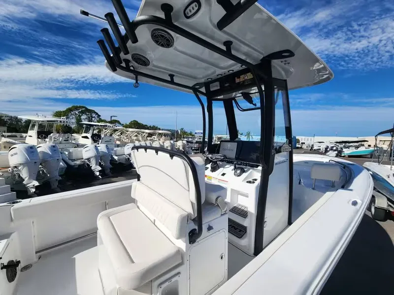 Slide: The Image of Sea Hunt Ultra 239 SE 2026 - 7