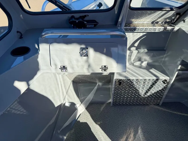 Slide: The Image of Hewescraft 180 Sportsman 2026 - 10