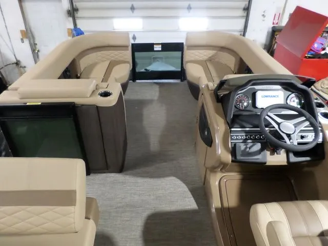 Slide: The Image of Monaco MC 235 SFL 2026 - 3