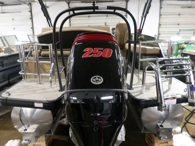 Slide: The Image of Monaco MC 235 SFL 2026 - 8