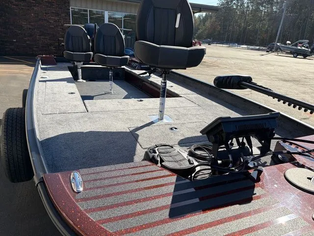 Slide: The Image of Tuffy Esox Mag Tiller 2026 - 12