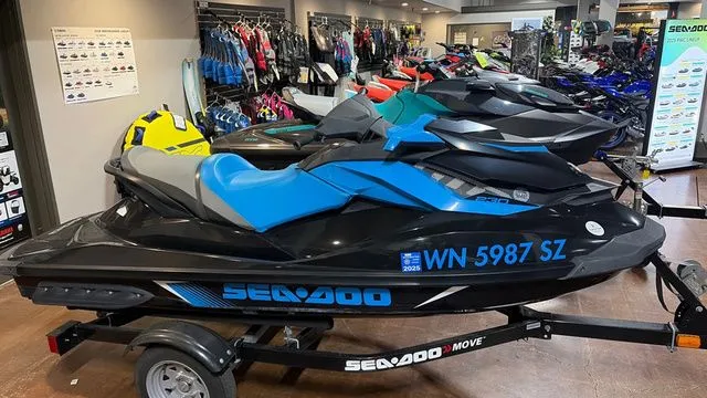 Slide: The Image of Sea-Doo GTR 2018 - 3