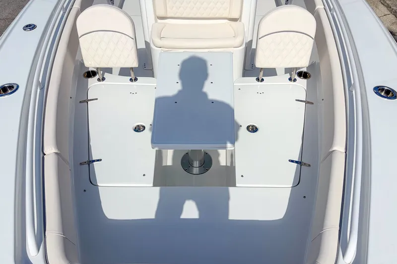 Slide: The Image of Sea Hunt Ultra 275 SE 2026 - 12