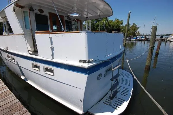 Slide: The Image of Hatteras 53 Motor Yacht 1968 - 3