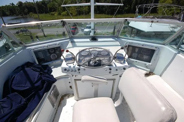 Slide: The Image of Hatteras 53 Motor Yacht 1968 - 9