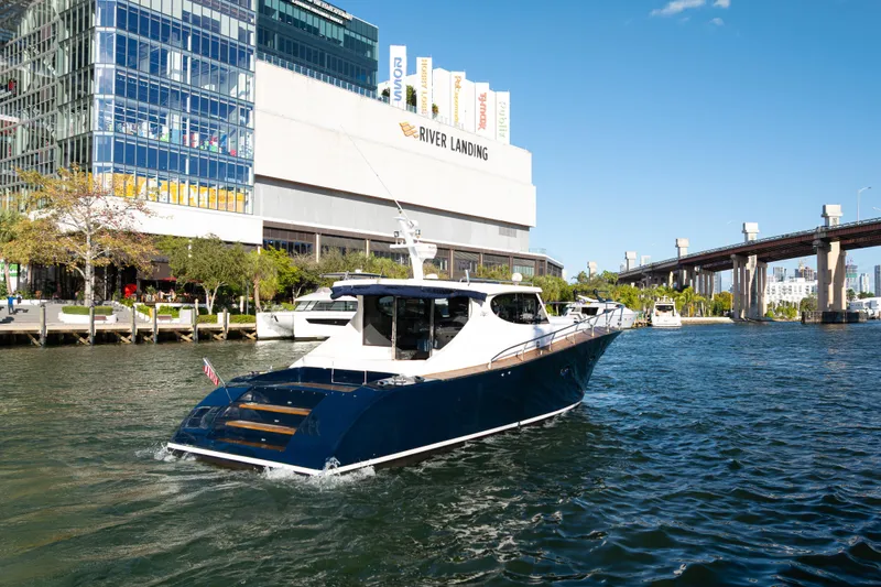 Slide: The Image of Custom NNS Sea Scout 41 yacht cruising near River Landing, 2007 model. - 31