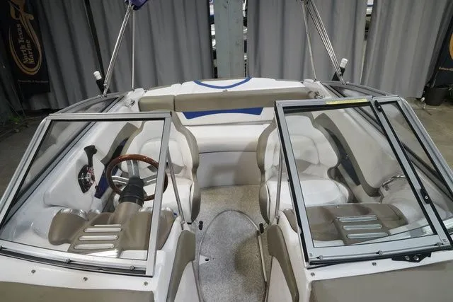 Slide: The Image of Glastron GLS 195 2013 - 12