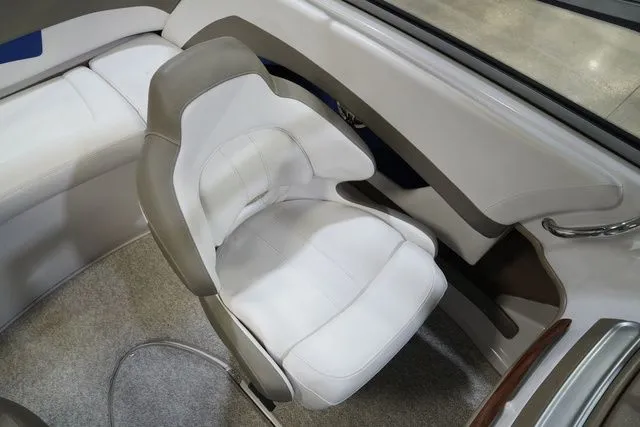 Slide: The Image of Glastron GLS 195 2013 - 13