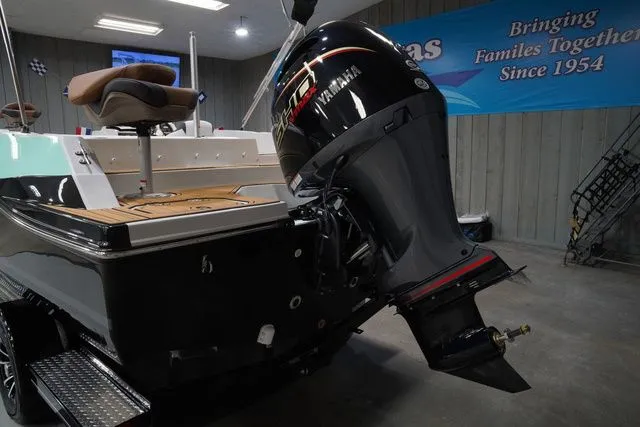 Slide: The Image of Starcraft SVX 211 OB 2026 - 8