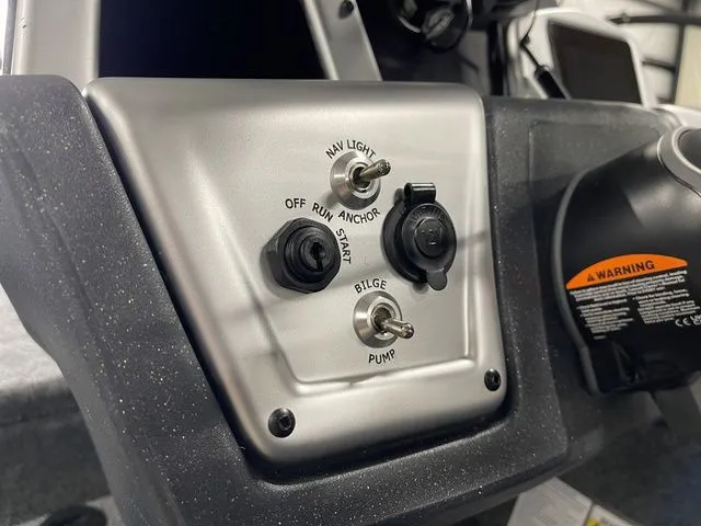 Slide: The Image of Tracker Savage 215 2026 - 29