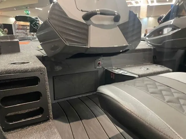 Slide: The Image of Vexus AVX 1985s 2026 - 9