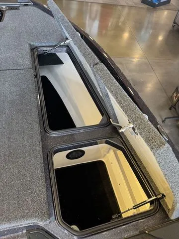 Slide: The Image of Ranger Z521 2026 - 22