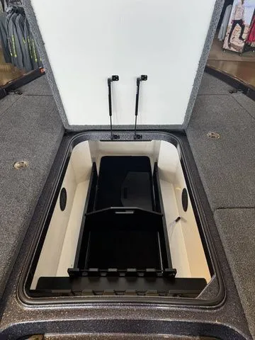 Slide: The Image of Ranger Z521 2026 - 23