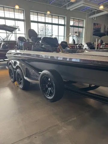 Slide: The Image of Ranger Z521 2026 - 3