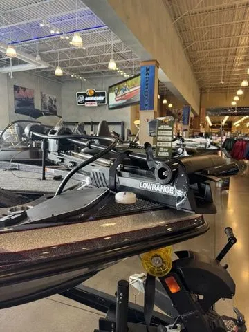 Slide: The Image of Ranger Z521 2026 - 4