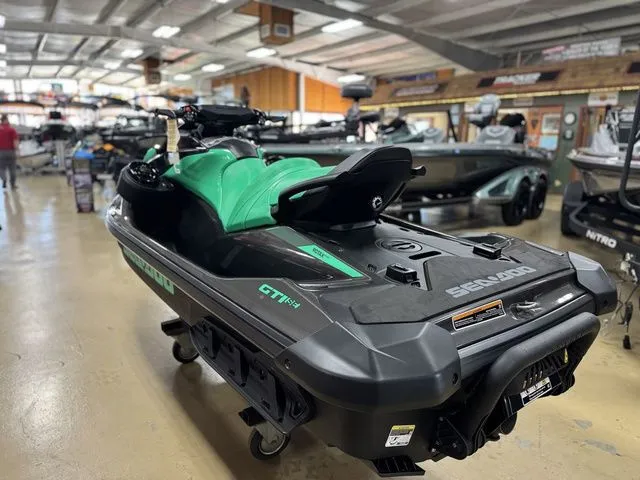 Slide: The Image of Sea-Doo GTI SE 170 2026 - 16