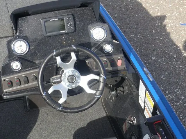 Slide: The Image of Nitro Z18 2022 - 14