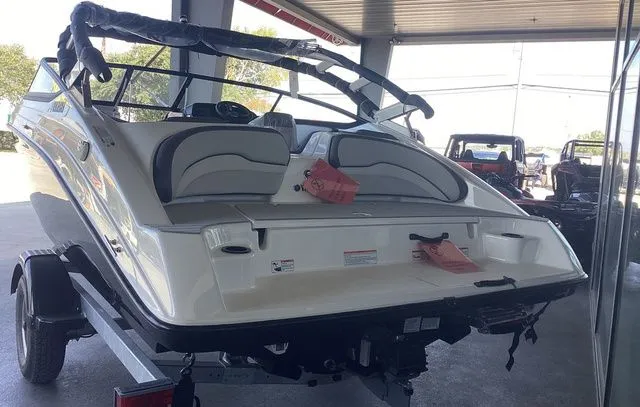 Slide: The Image of Yamaha AR190 2025 - 4