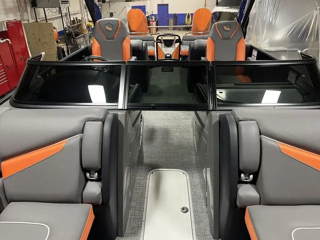 Slide: The Image of South Bay 25 Sport RS9 DC 3.0 Plus 2024 - 11