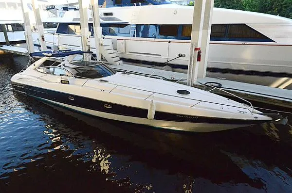 Slide: The Image of Sunseeker Superhawk 2003 - 1