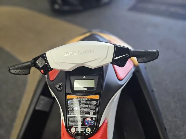 Slide: The Image of Handlebars of a 2026 Sea-Doo Spark for 3. - 15