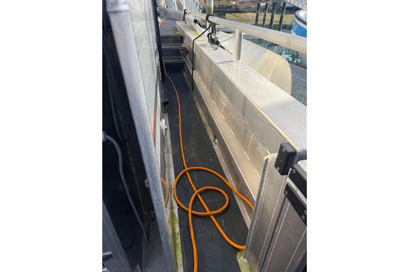 Slide: The Image of Pull Down Shades at Helm - 35