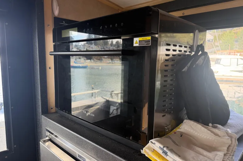 Slide: The Image of Dinette Storage - 44