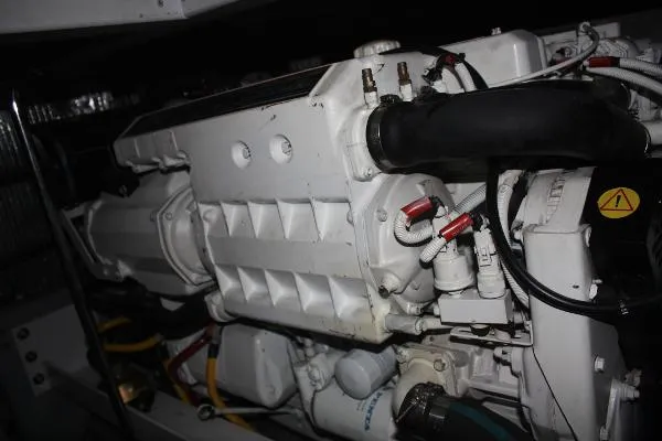 Slide: The Image of Silverton 43 Motor Yacht 2006 - 11