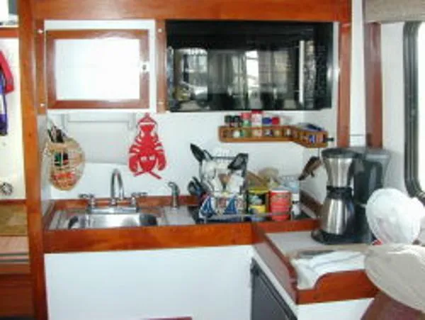 Slide: The Image of Chinook 32 Pilothouse Tug-Trawler 2007 - 1