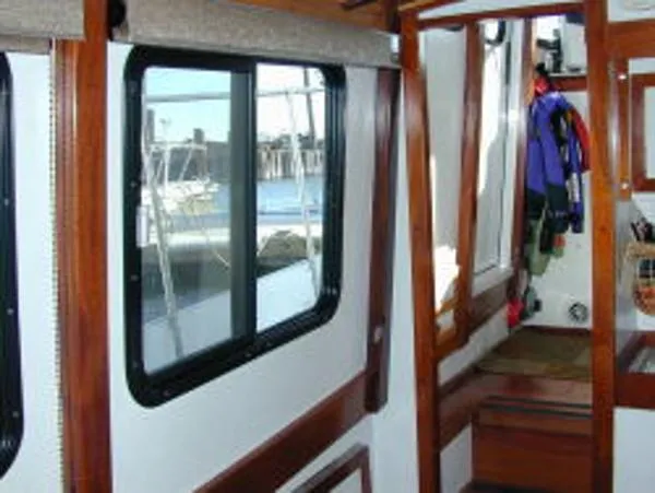 Slide: The Image of Chinook 32 Pilothouse Tug-Trawler 2007 - 2