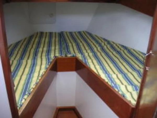 Slide: The Image of Chinook 32 Pilothouse Tug-Trawler 2007 - 5