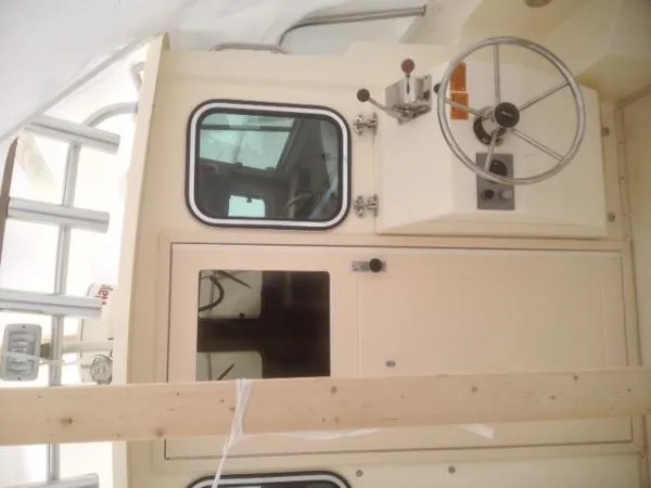 Slide: The Image of Parker Marine 2320 SL Sport Cabin 2008 - 2