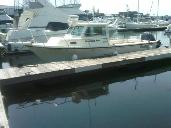 Slide: The Image of Parker Marine 2320 SL Sport Cabin 2008 - 8