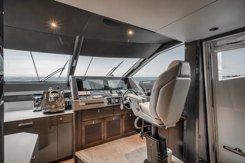 Slide: The Image of Sunseeker 88 Yacht 2026 - 27