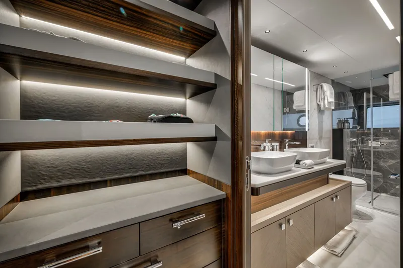 Slide: The Image of Sunseeker 88 Yacht 2026 - 58