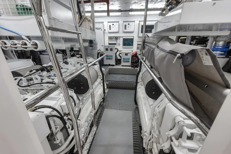 Slide: The Image of Sunseeker 88 Yacht 2026 - 72