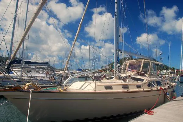 Slide: The Image of Island Packet 485 2005 - 10