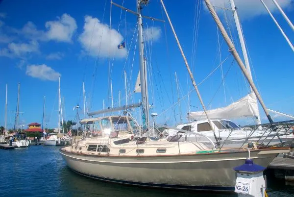 Slide: The Image of Island Packet 485 2005 - 3