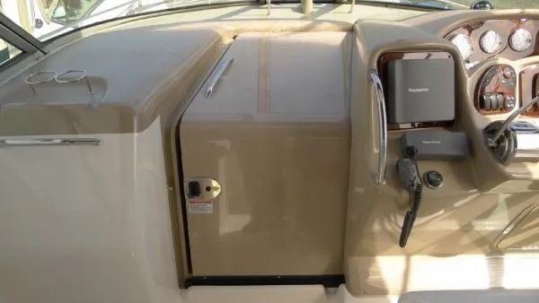Slide: The Image of Sea Ray 340 Sundancer 2003 - 11