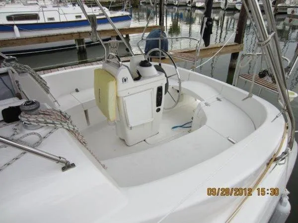 Slide: The Image of Hunter 290 2000 - 7