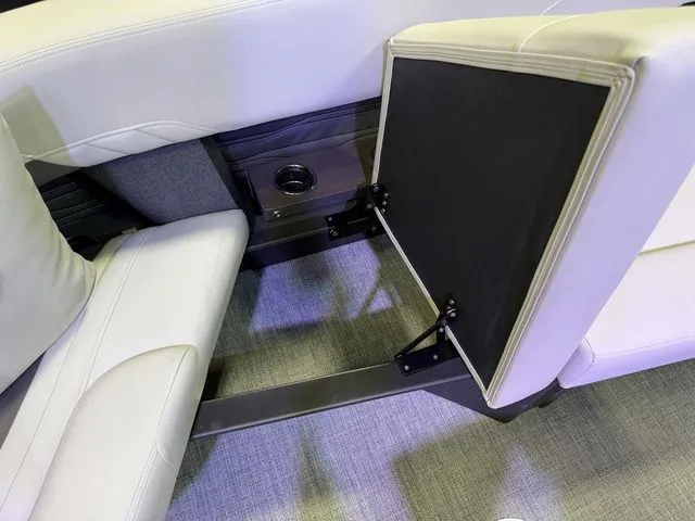 Slide: The Image of Flamingo Rove 24' 2026 - 5