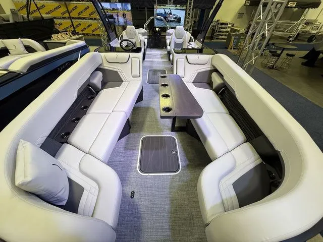 Slide: The Image of Flamingo Rove 24' 2026 - 3