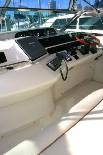 Slide: The Image of Sea Ray 450 Sundancer w/420hp Cats 1998 - 5