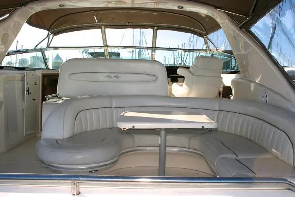 Slide: The Image of Sea Ray 450 Sundancer w/420hp Cats 1998 - 6